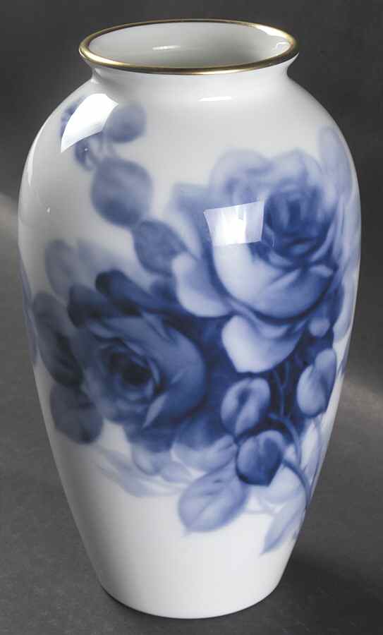 Blue Rose 9" Vase by Okura-1