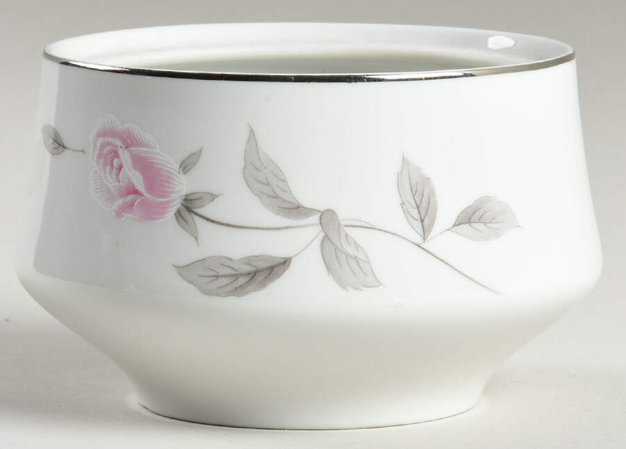 Amourous Sugar Bowl No Lid by Oneida-1