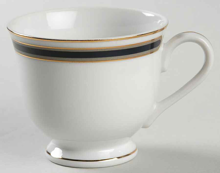 Ardmore Footed Cup by Oneida-1