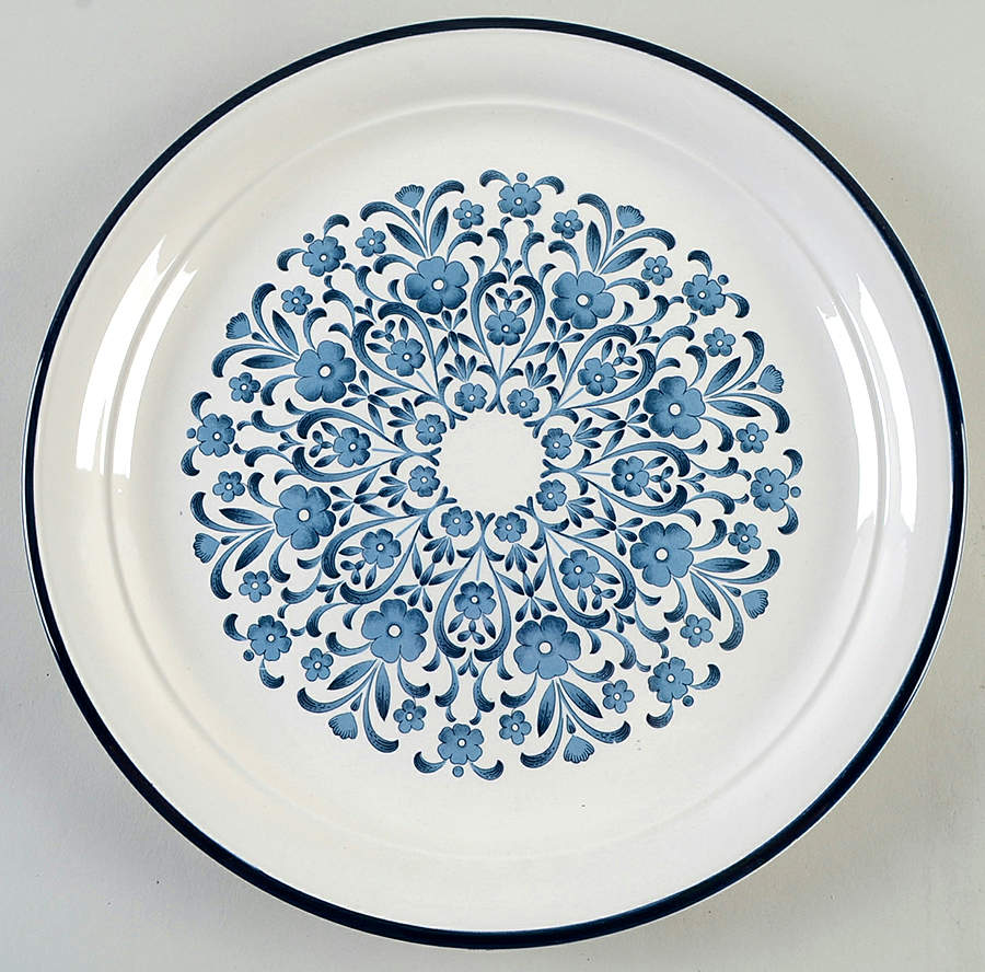 Bantry Bay 12" Chop Plate (Round Platter) by Oneida-1