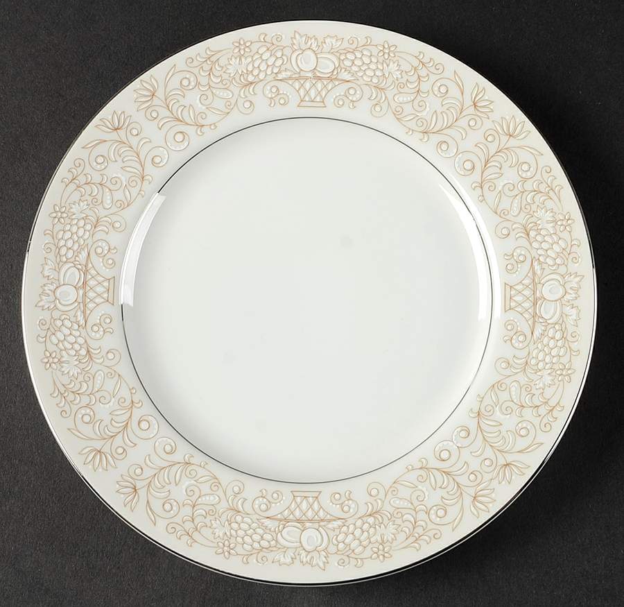 Golden Glow Salad Plate by Oneida-1