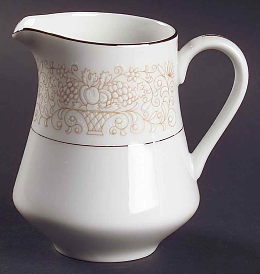 Golden Glow Creamer by Oneida-1