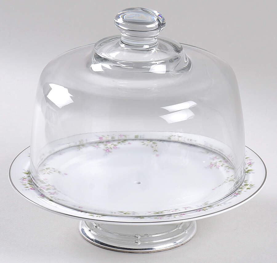 Grandeur 6 1/2"-7 1/2" Footed Cheese Plate w/ Glass Dome HC by Oneida-1