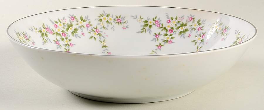 Grandeur 9" Round Vegetable Bowl by Oneida-1