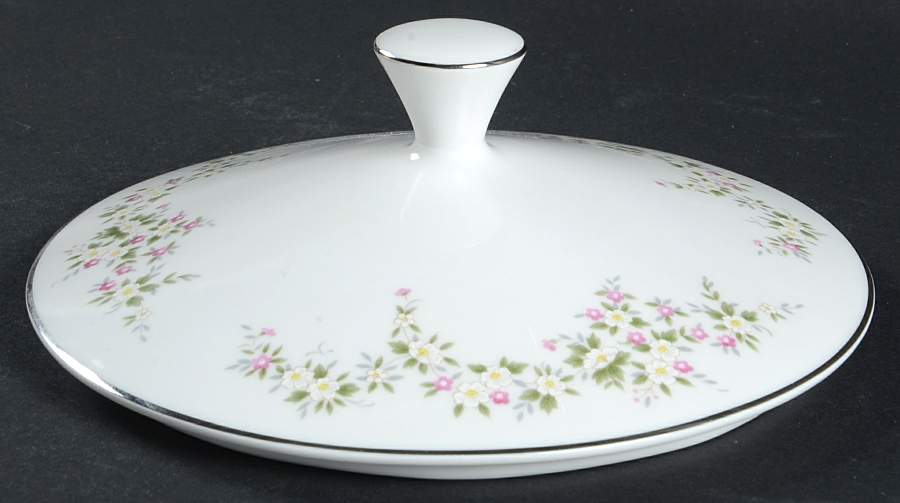 Grandeur Lid for Round Vegetable by Oneida-1