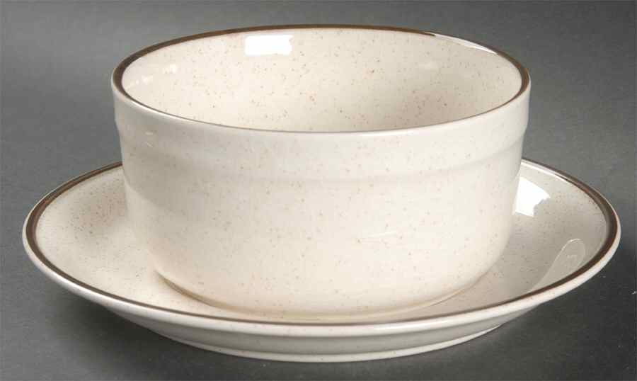 Greenbrier Gravy Boat & Underplate by Oneida-1