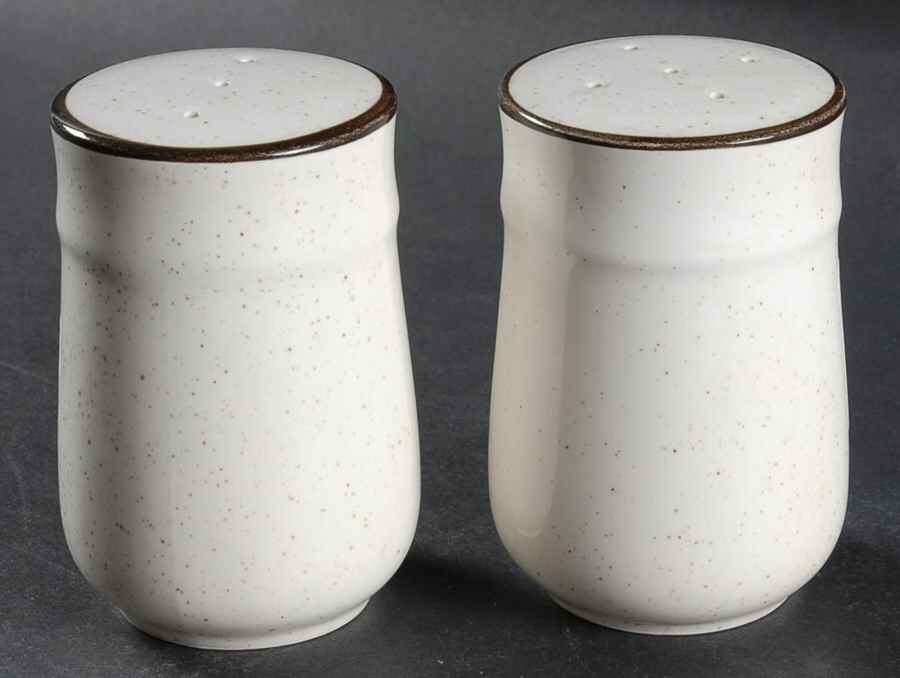 Greenbrier Salt & Pepper Set by Oneida-1