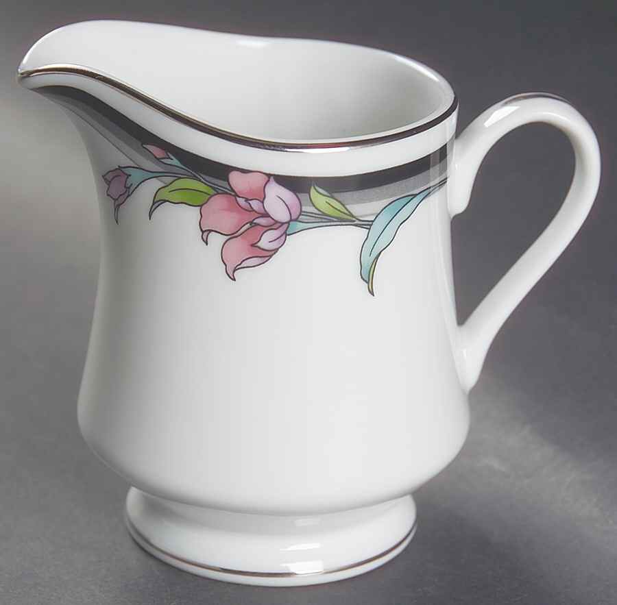 Gulf Wind Creamer by Oneida-1
