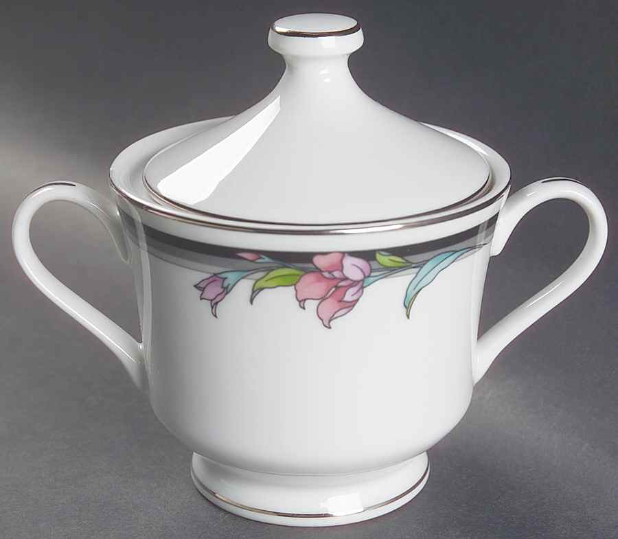 Gulf Wind Sugar Bowl & Lid by Oneida-1