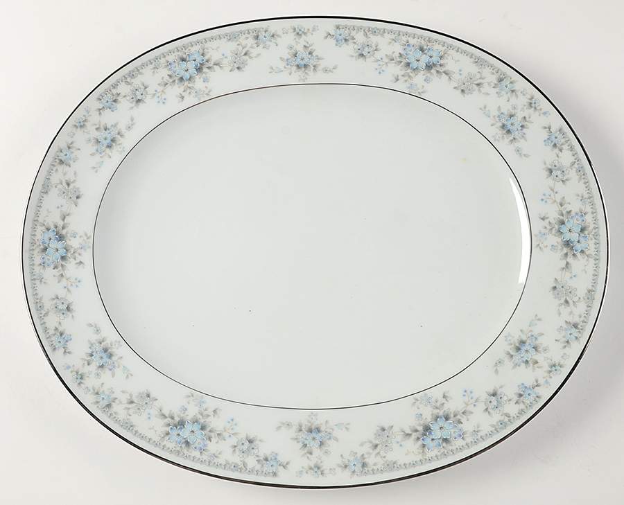 Heiress 15" Oval Serving Platter by Oneida-1