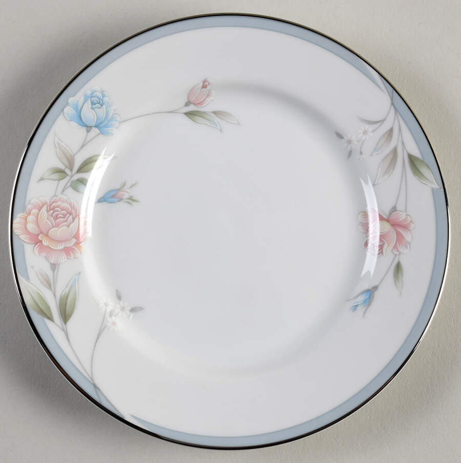 Lycee Bread & Butter Plate by Oneida-1