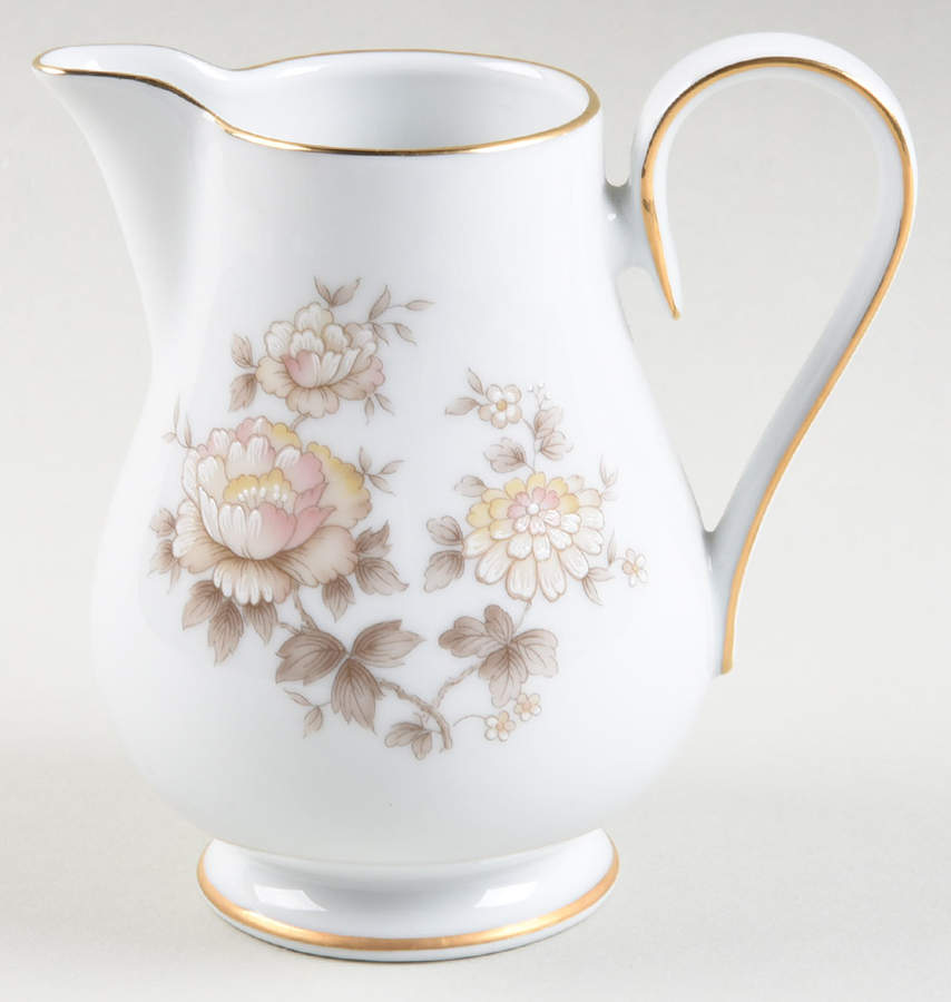 Mandarin Creamer by Oneida-1