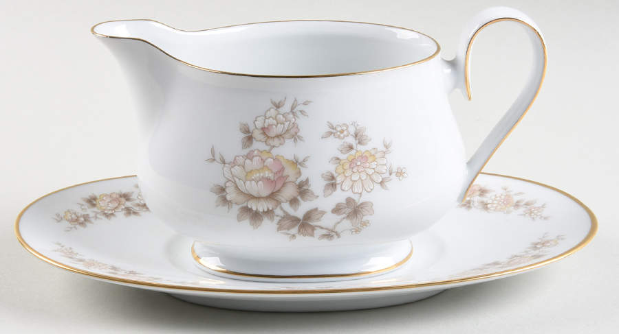 Mandarin Gravy Boat & Underplate by Oneida-1