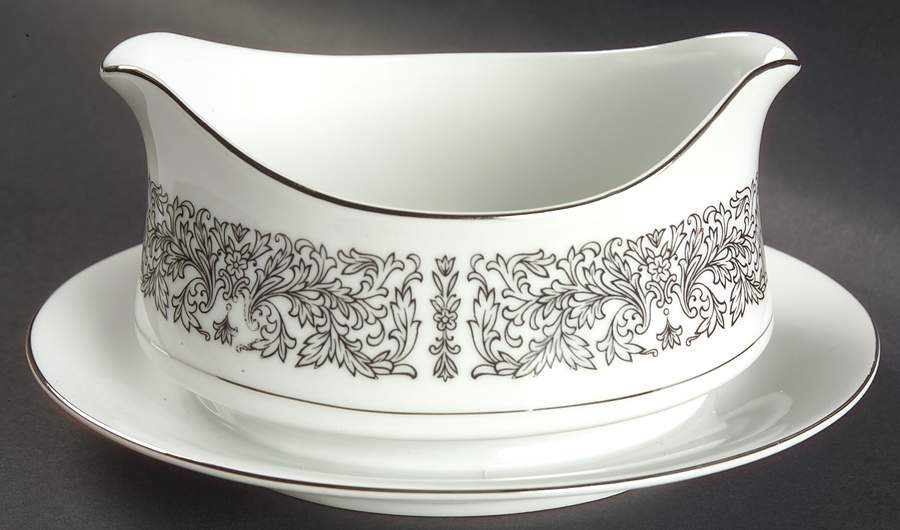 Spanish Lace Gravy Boat with Attached Underplate by Oneida-1