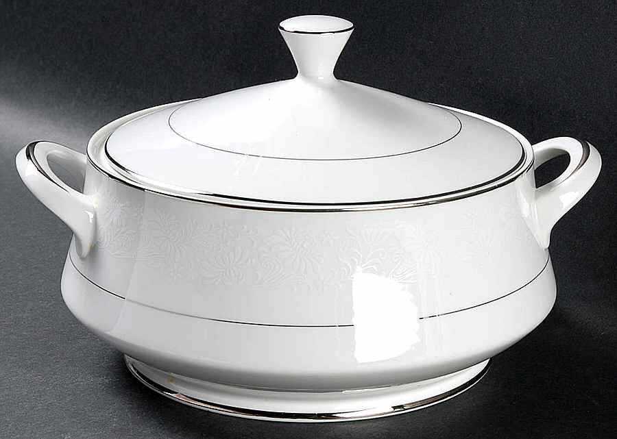 Summer Mist Round Covered Vegetable by Oneida-1