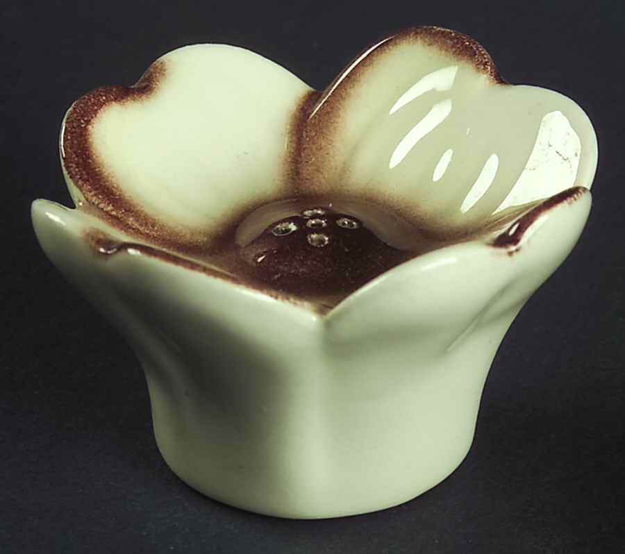 Dogwood Pepper Shaker by Orchard-1