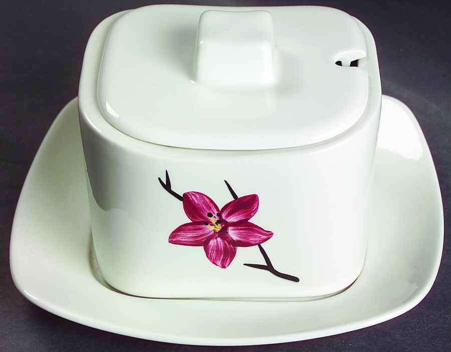 ORC1 Gravy Boat w/Attached Underplate & Lid by Orchard-1