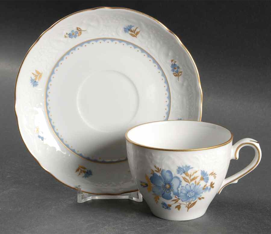 Ashton Flat Cup & Saucer Set by Oscar De La Renta-1