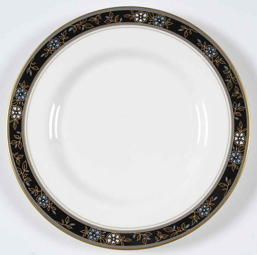 Aviance Black Bread & Butter Plate by Oscar De La Renta-1