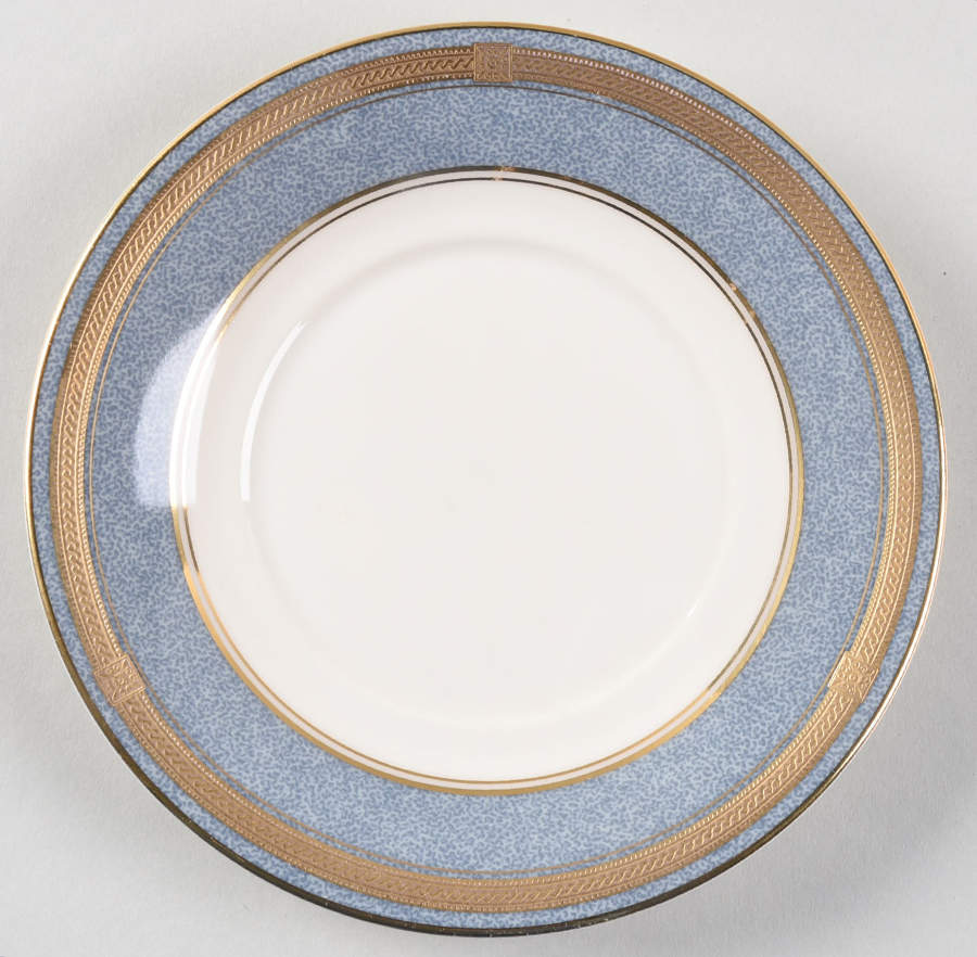 Baronesse Gray Saucer by Oscar De La Renta-1