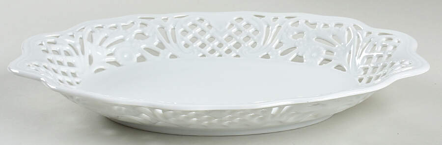 Belmonte Bread Tray by Oscar De La Renta-1