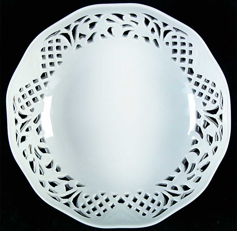Belmonte 7'' Pierced Round Bowl by Oscar De La Renta-1