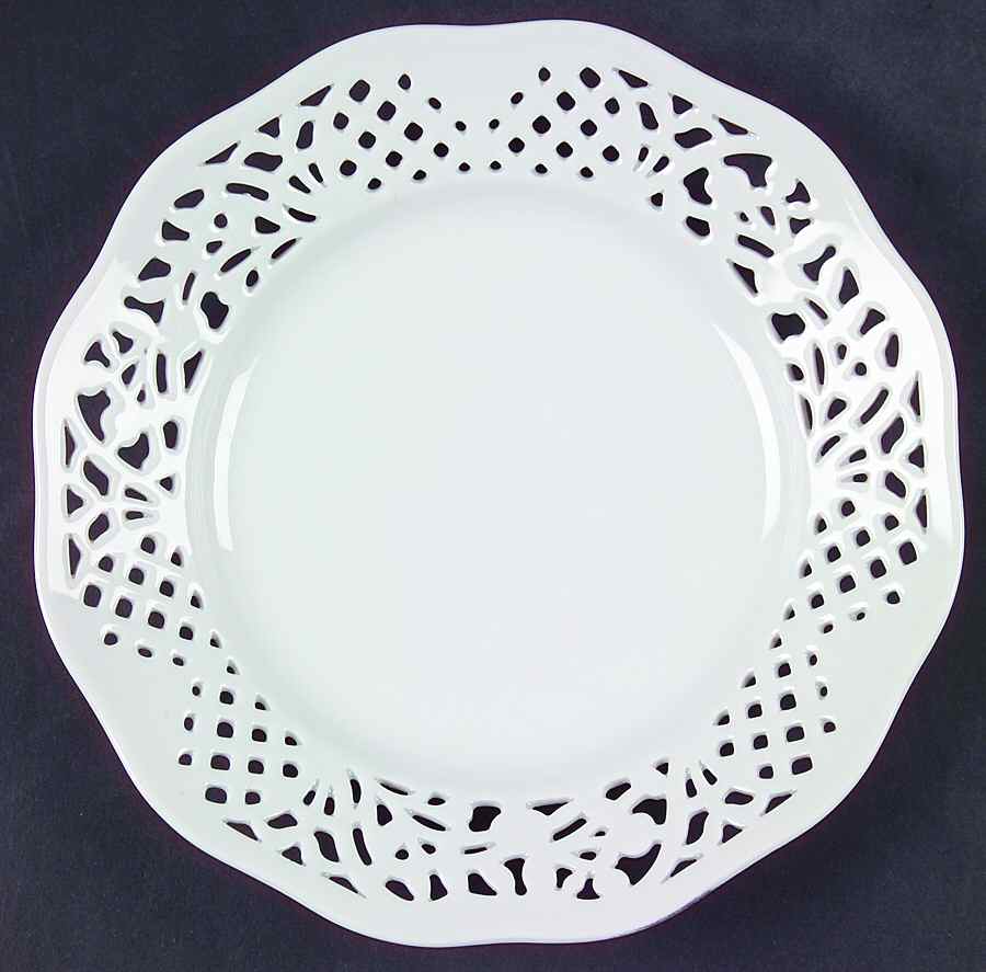 Belmonte Dessert/Pie Plate by Oscar De La Renta-1