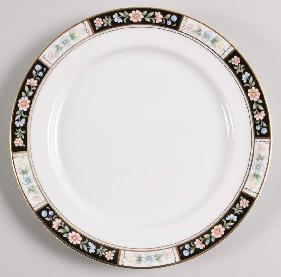 Brielle Salad Plate by Oscar De La Renta-1
