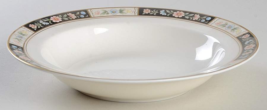 Brielle Rim Soup Bowl by Oscar De La Renta-1