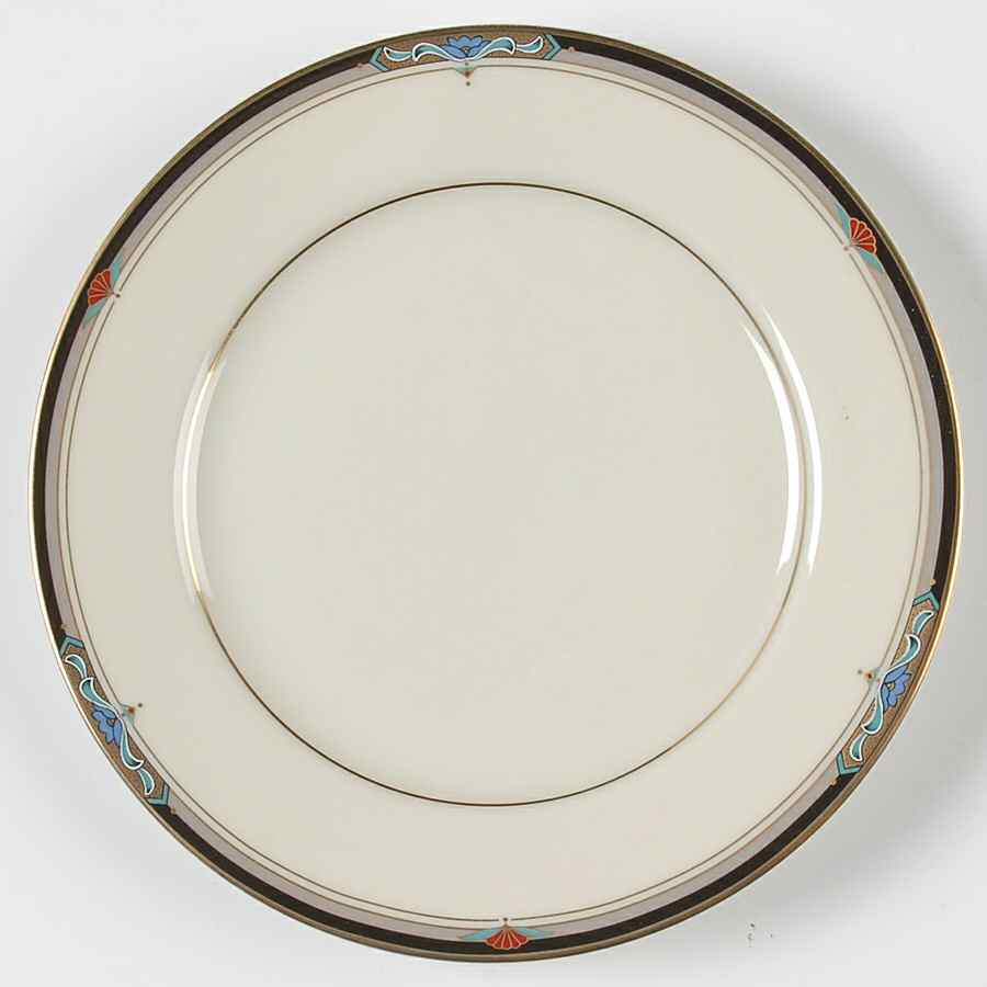 Crawford Bread & Butter Plate by Oscar De La Renta-1