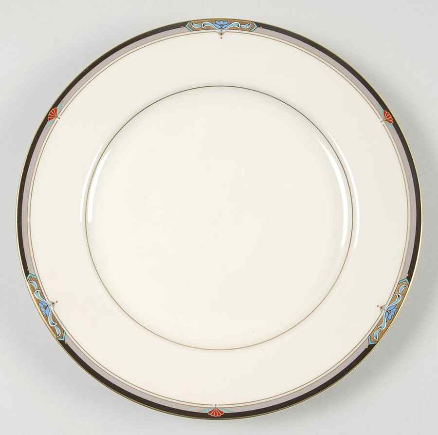 Crawford Salad Plate by Oscar De La Renta-1