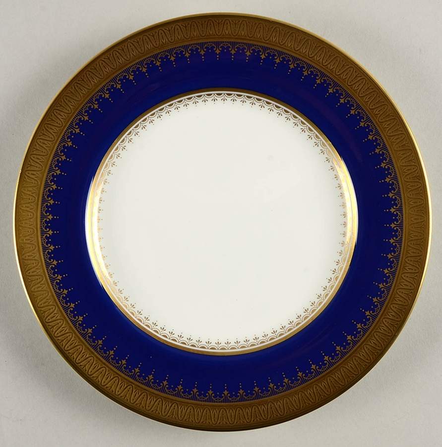 Dinner At Eight Salad Plate by Oscar De La Renta-1