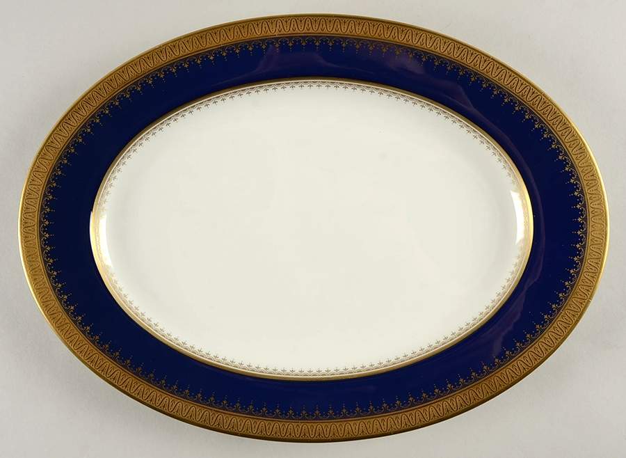 Dinner At Eight 13" Oval Serving Platter by Oscar De La Renta-1