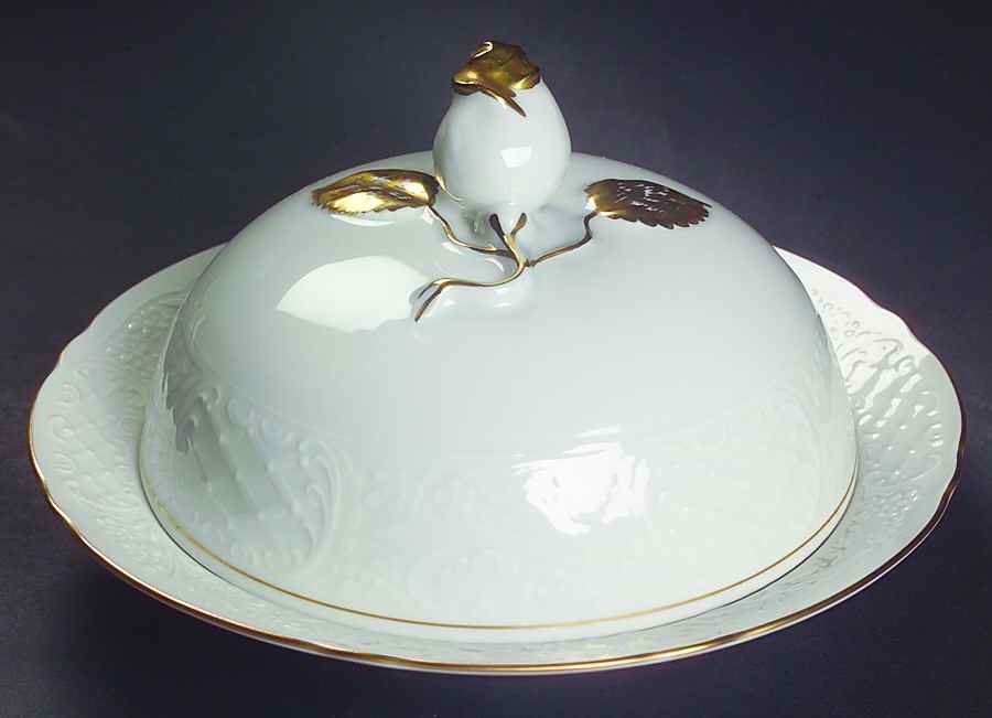 Dresden Gold Round Covered Butter by Oscar De La Renta-1