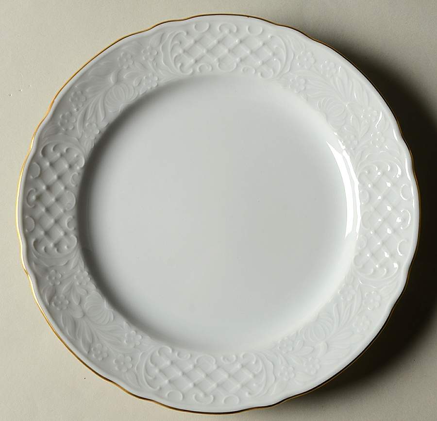 Dresden Gold Salad Plate by Oscar De La Renta-1