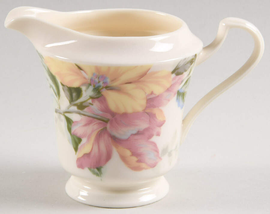 English Tapestry Creamer by Oscar De La Renta-1