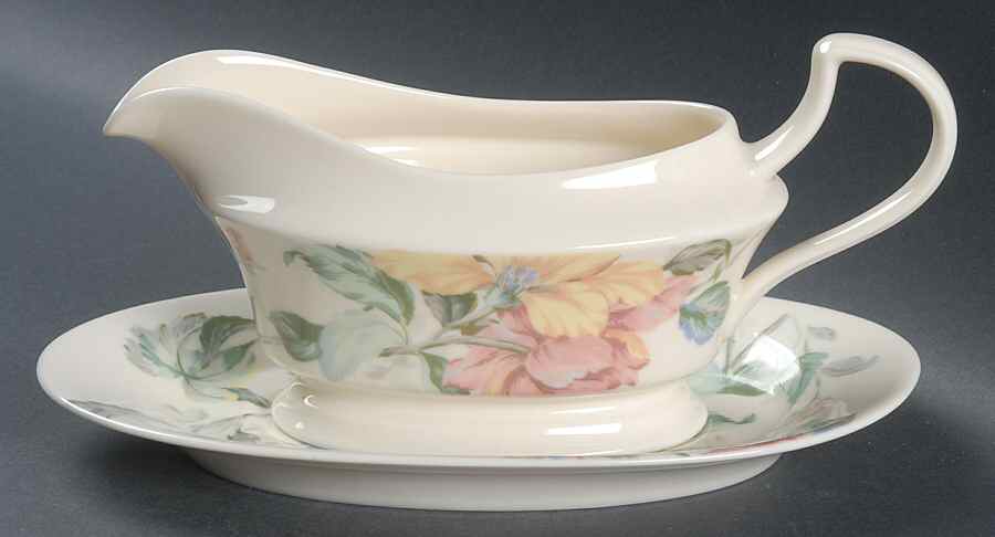 English Tapestry Gravy Boat & Underplate by Oscar De La Renta-1