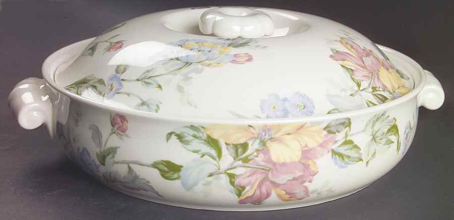 English Tapestry 2 Qt Round Covered Casserole by Oscar De La Renta-1