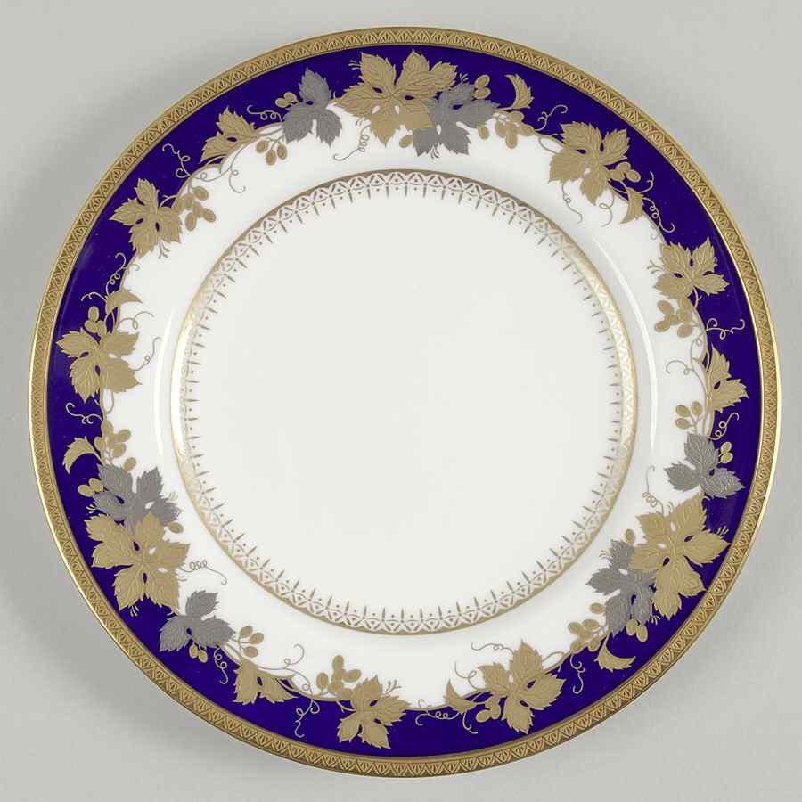 Gold Leaf Salad Plate by Oscar De La Renta-1