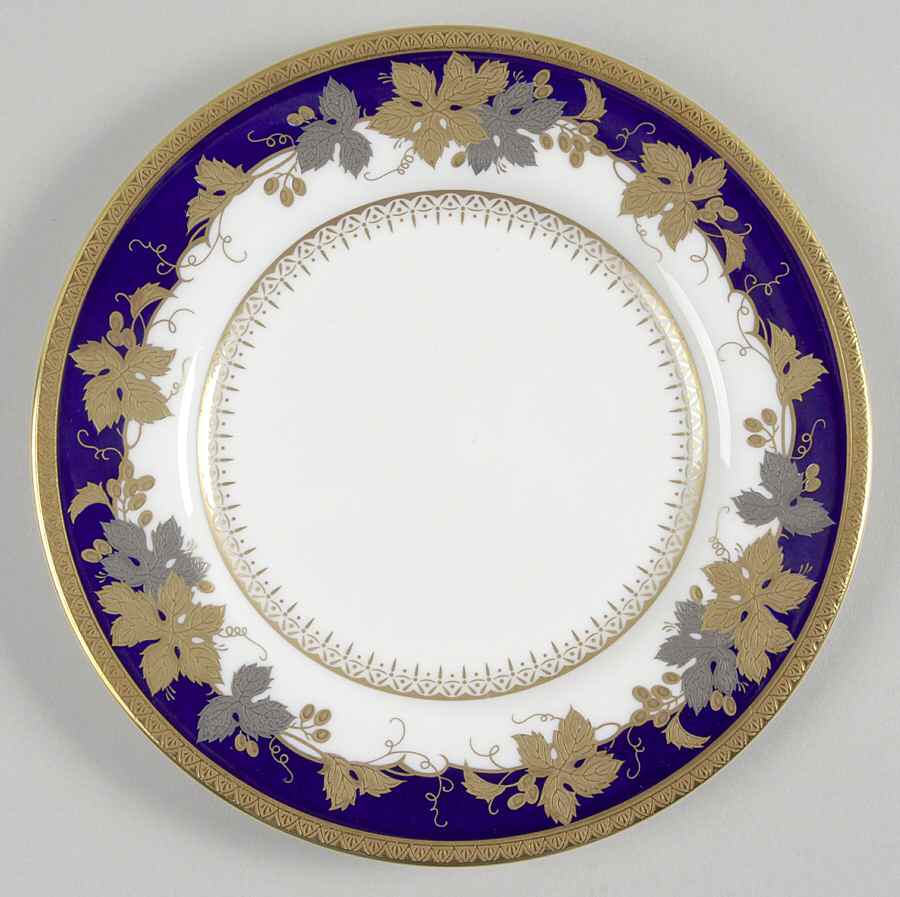 Gold Leaf Bread & Butter Plate by Oscar De La Renta-1