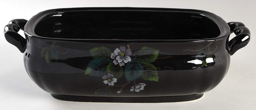 Manor Lane Oval Vegetable No Lid by Oscar De La Renta-1