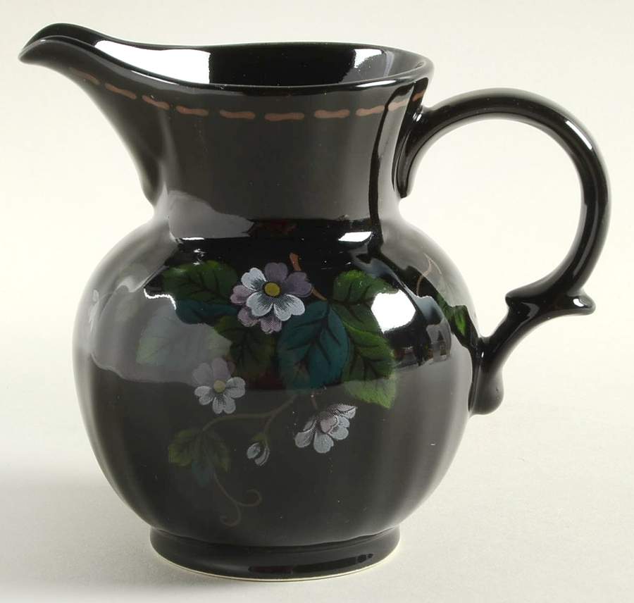 Manor Lane Creamer by Oscar De La Renta-1