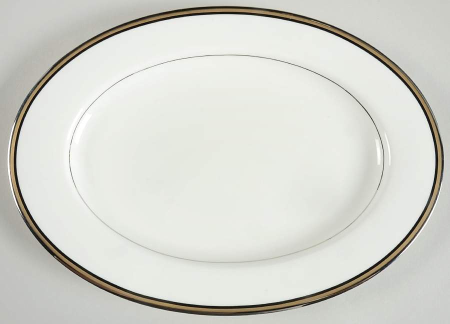 Mixed Media Black 13" Oval Serving Platter by Oscar De La Renta-1