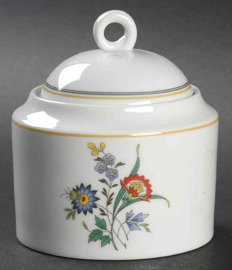 New Symphony Sugar Bowl & Lid by Oscar De La Renta-1