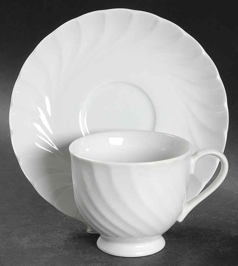 Oasis Footed Cup & Saucer Set by Oscar De La Renta-1