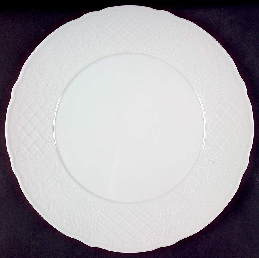 Old Dresden Service Plate (Charger) by Oscar De La Renta-1