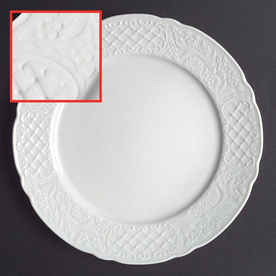 Old Dresden Dinner Plate by Oscar De La Renta-1