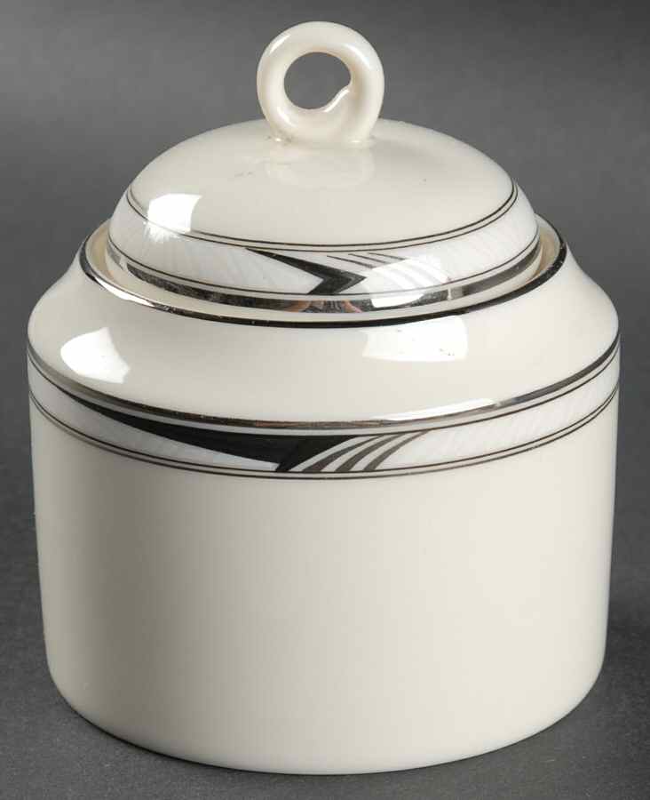 Ransom Sugar Bowl & Lid by Oscar De La Renta-1