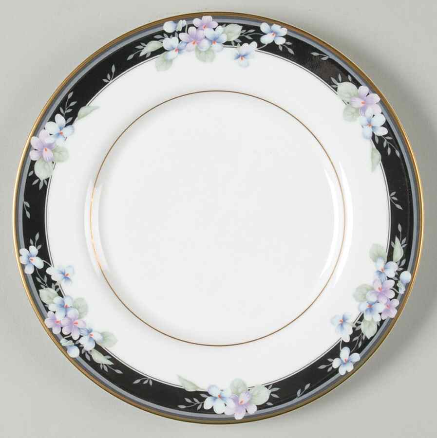 Refinement Black Bread & Butter Plate by Oscar De La Renta-1