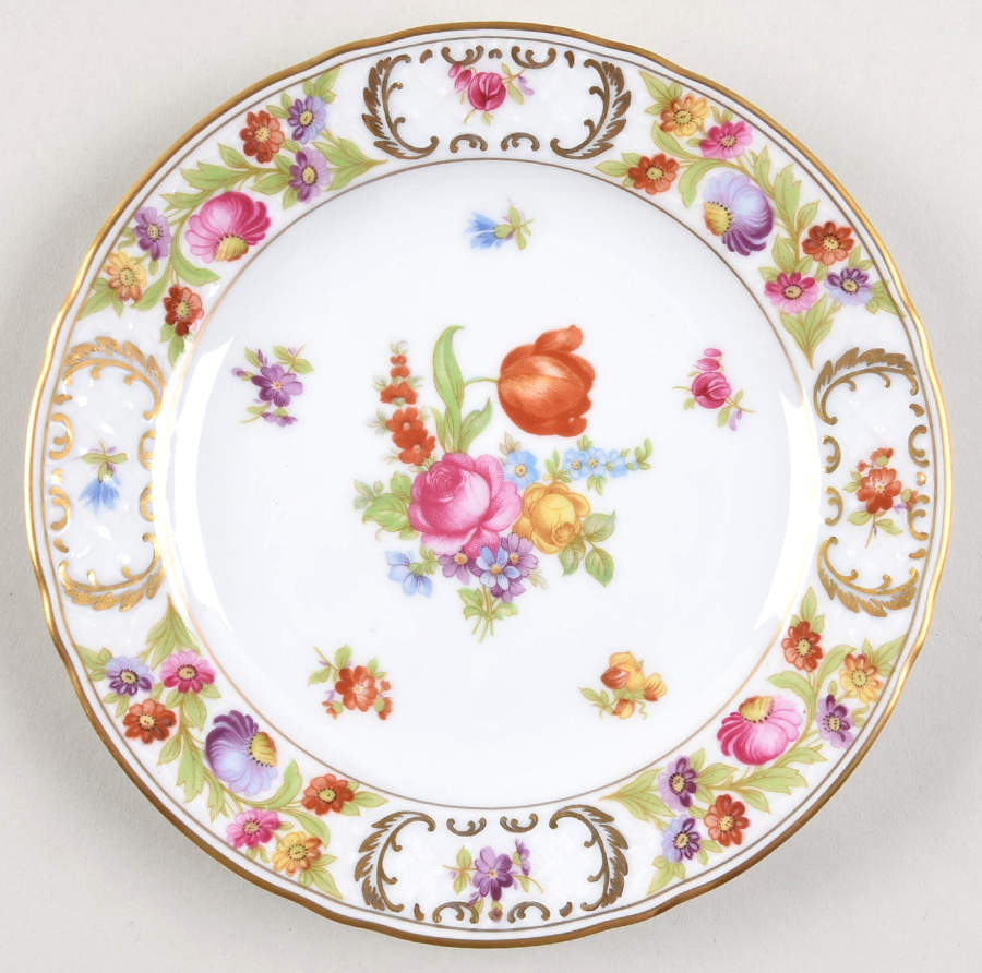 Royale Bread & Butter Plate by Oscar De La Renta-1